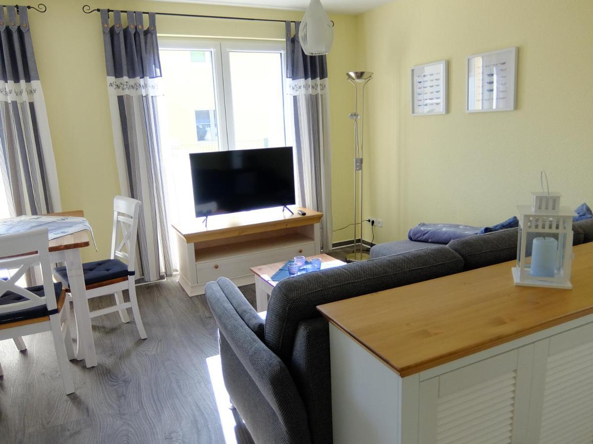 Moorhexe Apartment Gelbensande Екстериор снимка